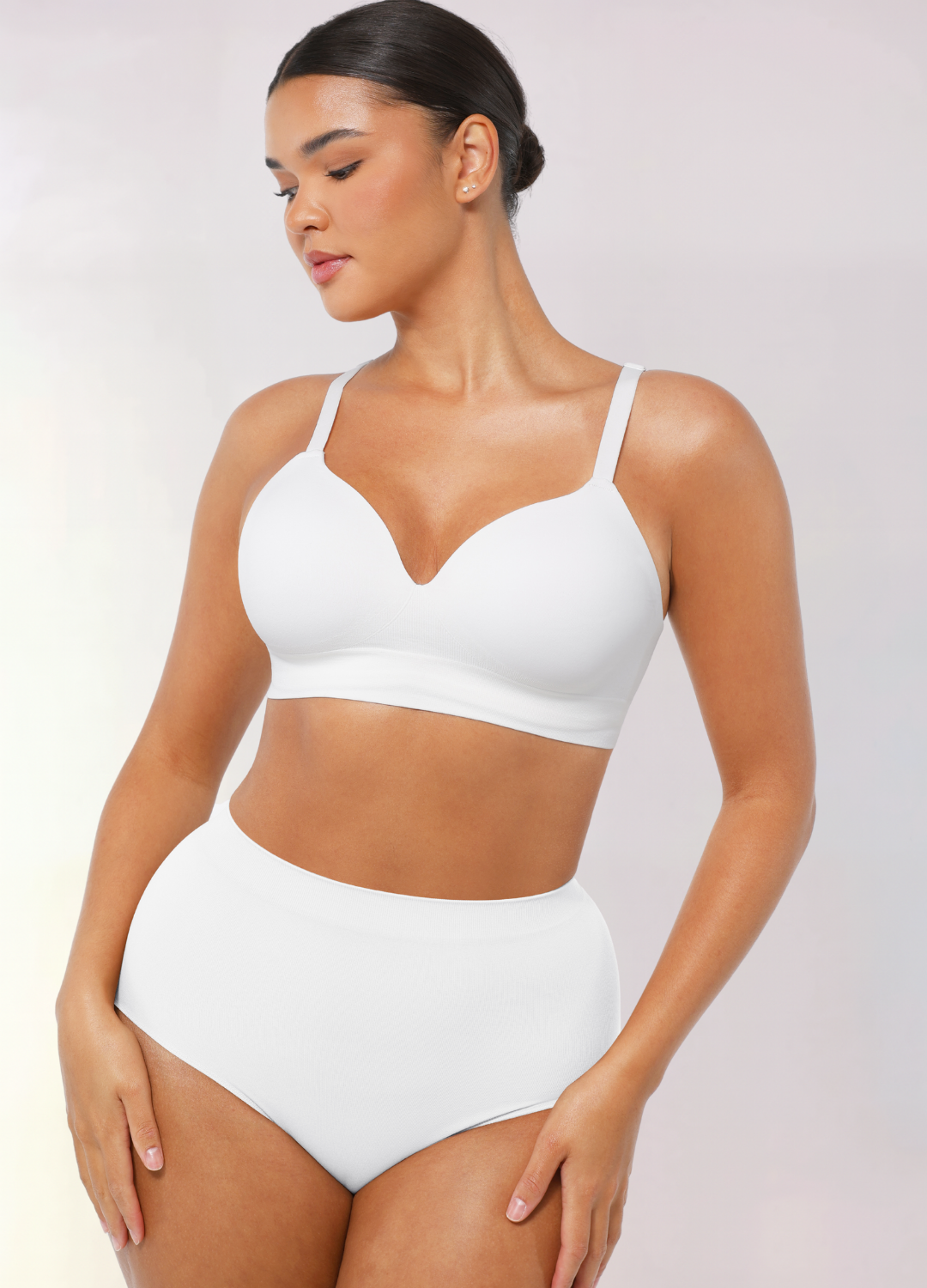 Seamless Wireless V-Neck Push-Up Bra