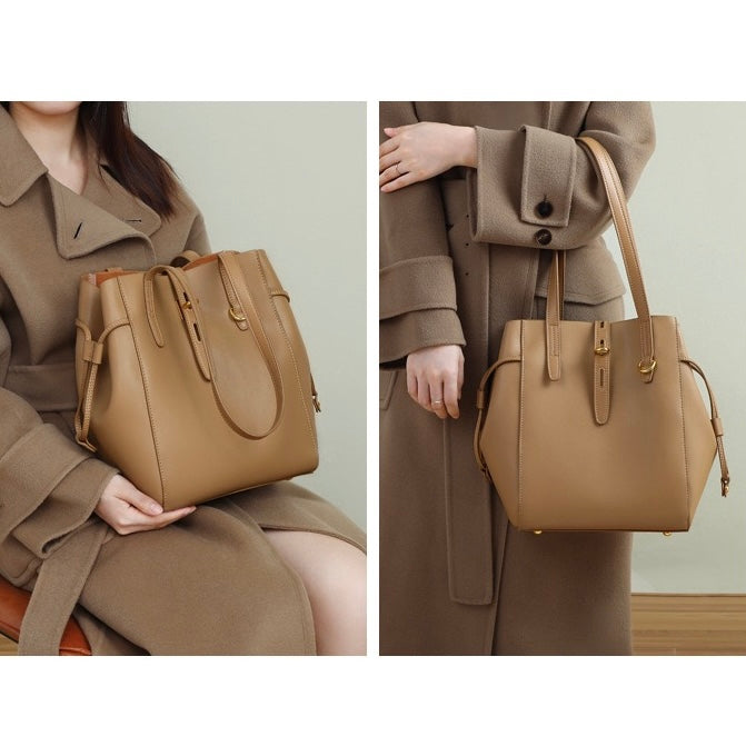 Lysiana | Vintage Lock Leather Tote