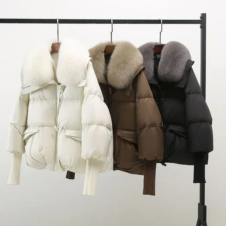 Felicia - Luxurious puffer jacket with faux fur collar